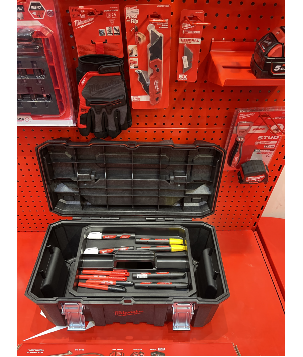Enter Raffle to Win MILWAUKEE MECHANIC BUNDLE hosted by 99 winners club
