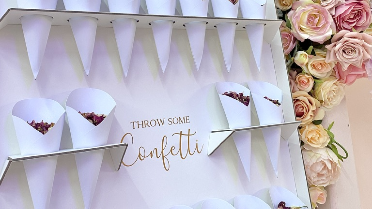 dollzconfetti