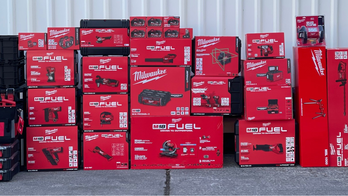 Enter Raffle to Win MILWAUKEE MEGA BUNDLE hosted by Powertoolmate prizes