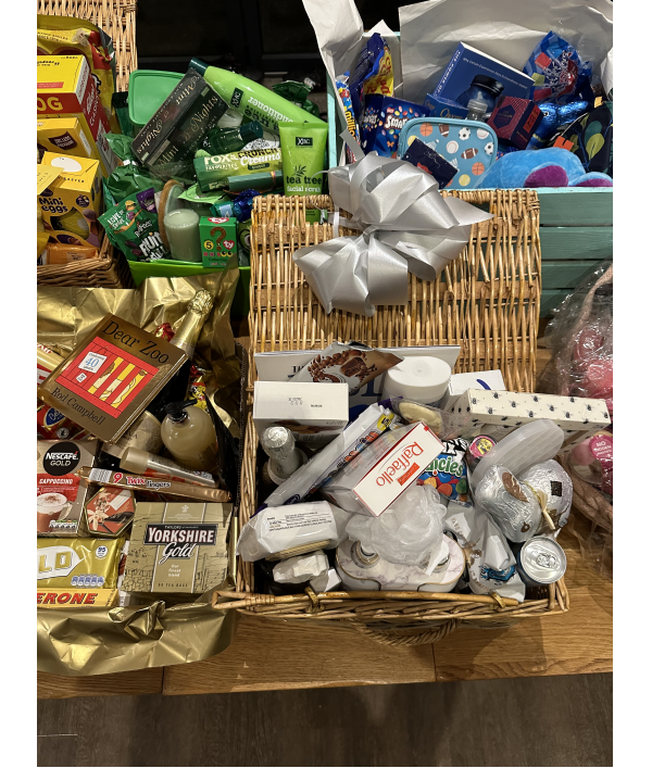 Enter Raffle to Win PSA EASTER HAMPER hosted by Hannah Scott