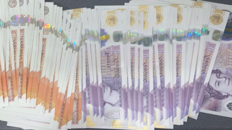 iputstonesinblenders