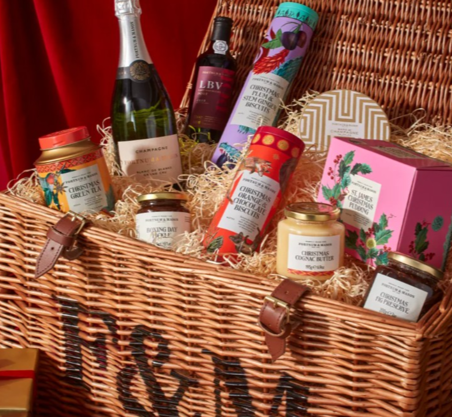 Enter Raffle to Win A Fortnum's Classic Christmas Hamper worth £200 ...