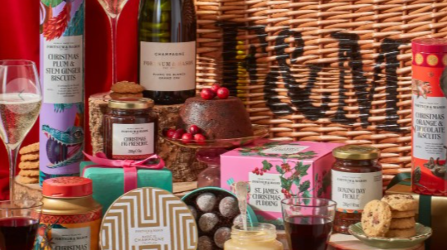 Enter Raffle to Win A Fortnum's Classic Christmas Hamper worth £200 ...