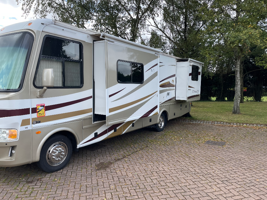 Enter Raffle to Win American RV, worth over £30,000! hosted by winmystuffuk