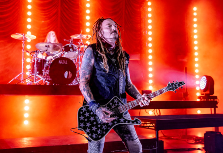 Enter Raffle to Win Ginger Wildhearts Signed Ibanez Iceman Guitar