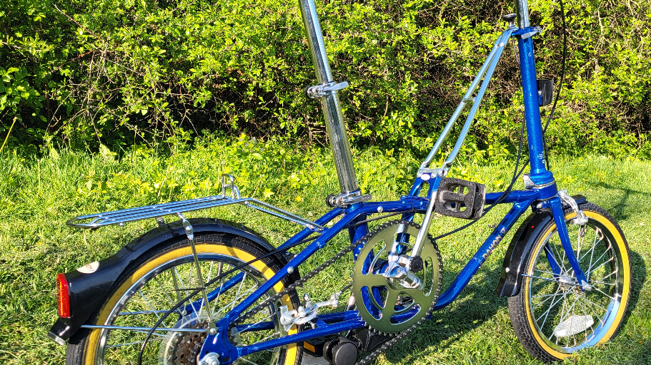 Enter Raffle to Win Dahon classic 5-speed folding bike hosted by